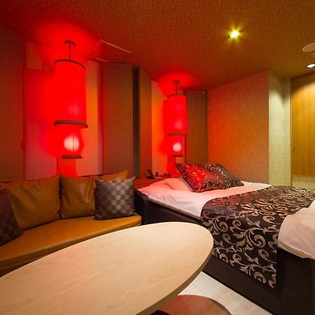 ホテル ベニ ウエスト 大人専用 Osaka Exteriör bild