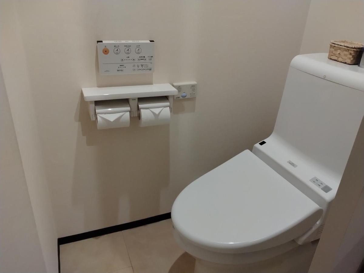 ホテル ベニ ウエスト 大人専用 Osaka Exteriör bild