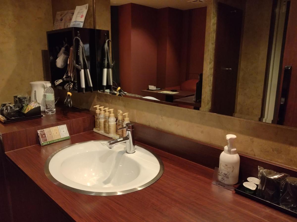 ホテル ベニ ウエスト 大人専用 Osaka Exteriör bild