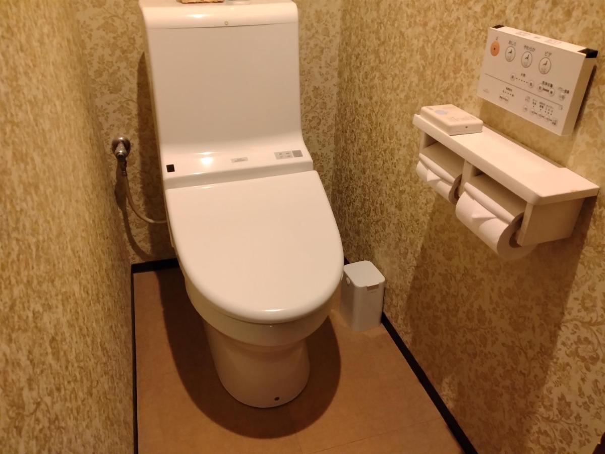 ホテル ベニ ウエスト 大人専用 Osaka Exteriör bild