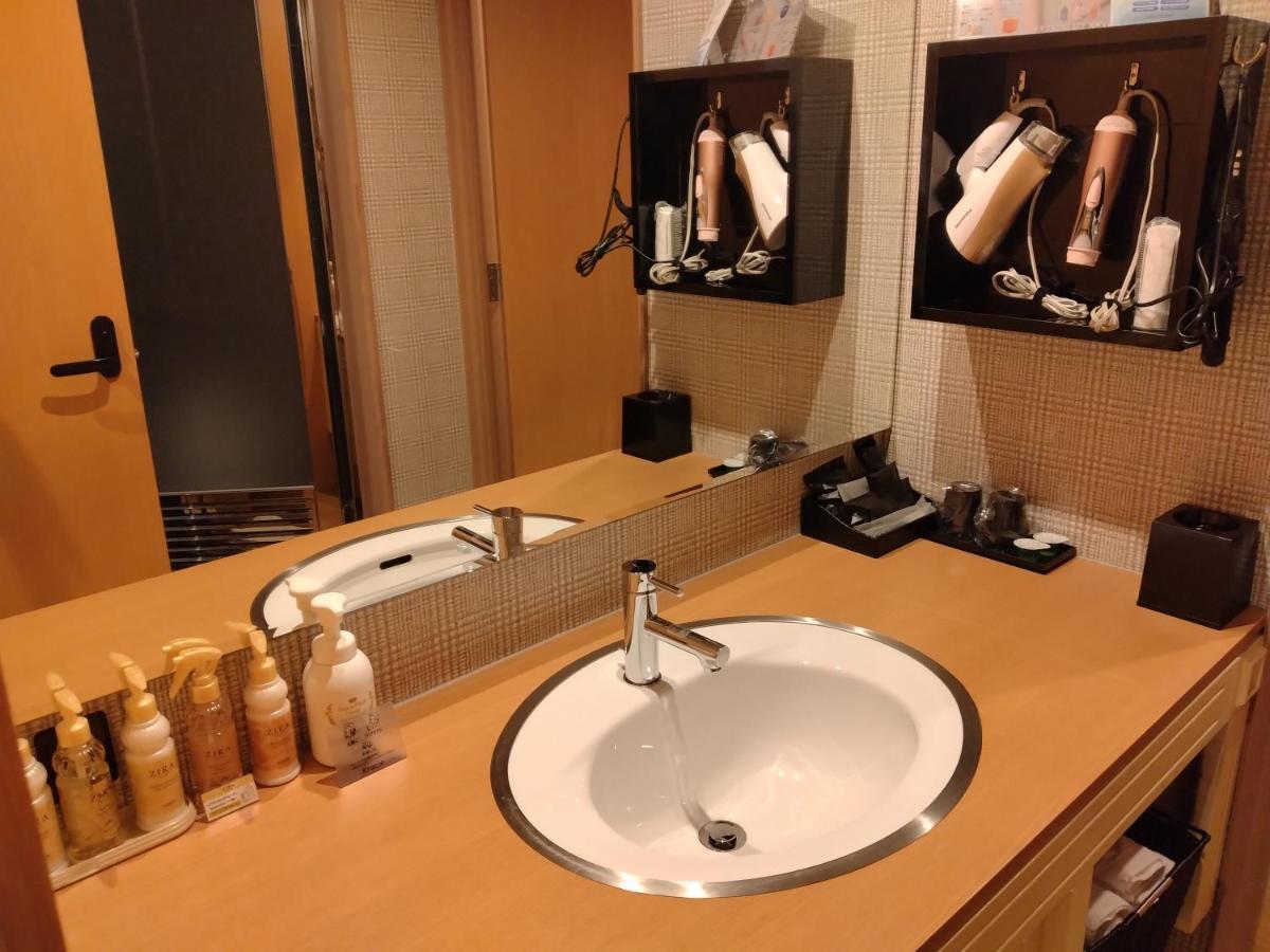 ホテル ベニ ウエスト 大人専用 Osaka Exteriör bild